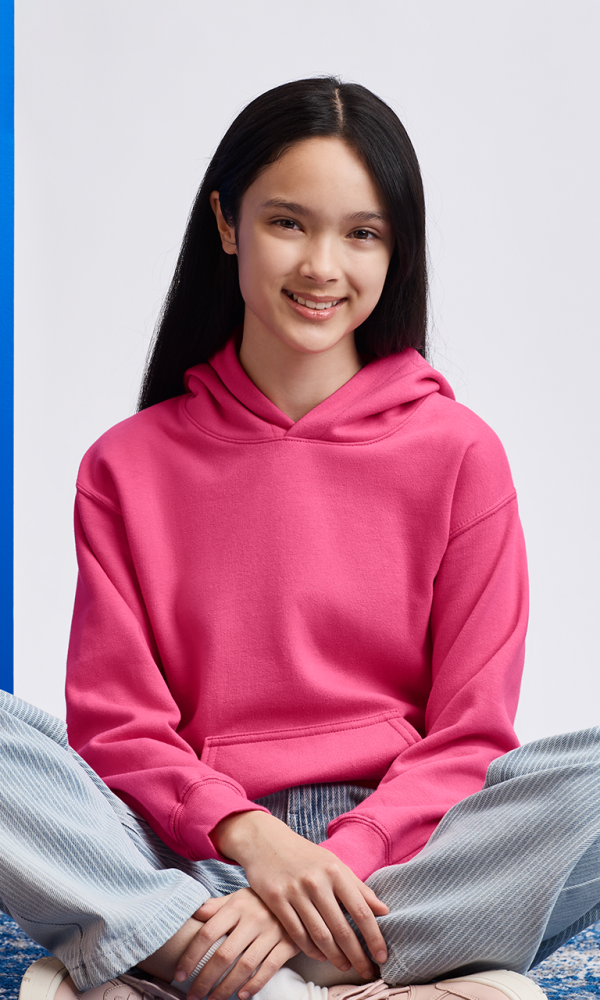 SOFTSTYLE® MIDWEIGHT FLEECE YOUTH HOODIE