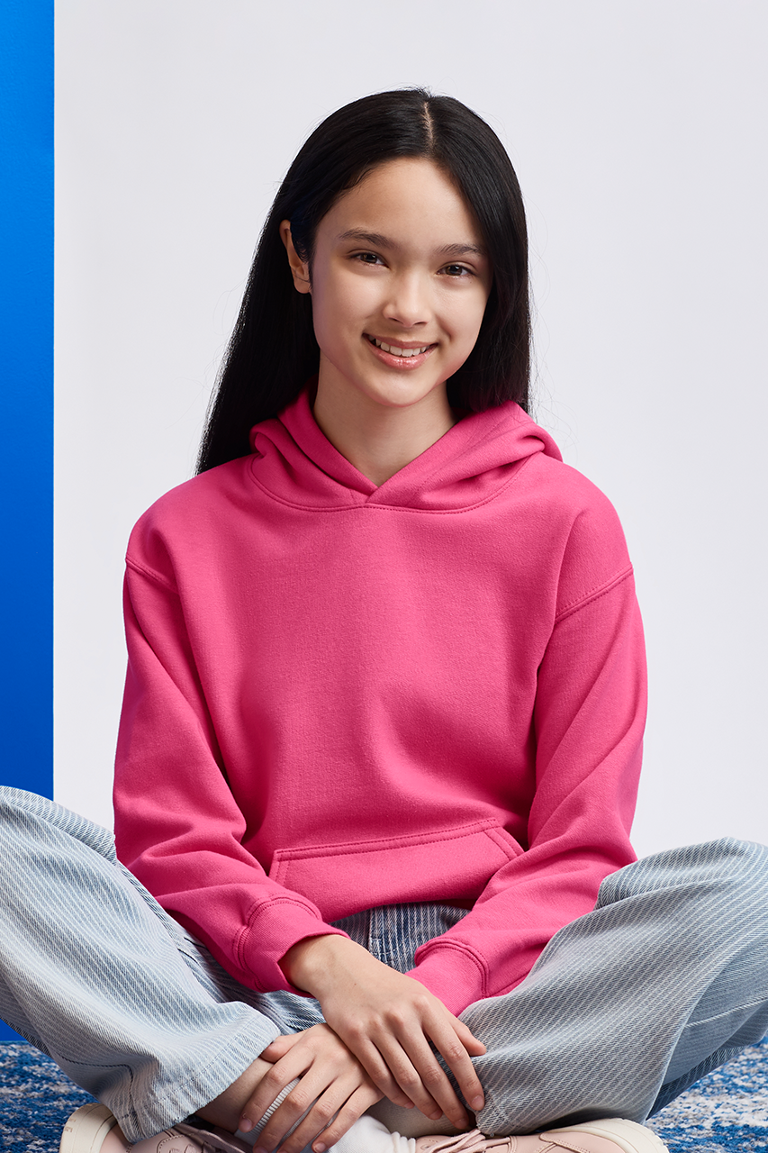 SOFTSTYLE® MIDWEIGHT FLEECE YOUTH HOODIE