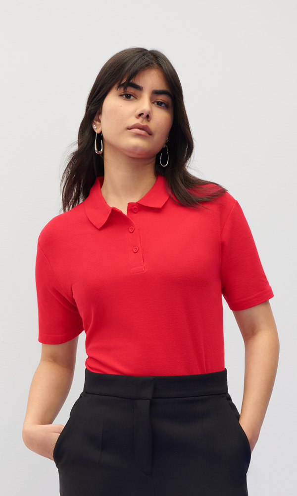 SOFTSTYLE® LADIES' DOUBLE PIQUÉ POLO WITH 3 COLOUR-MATCHED BUTTONS