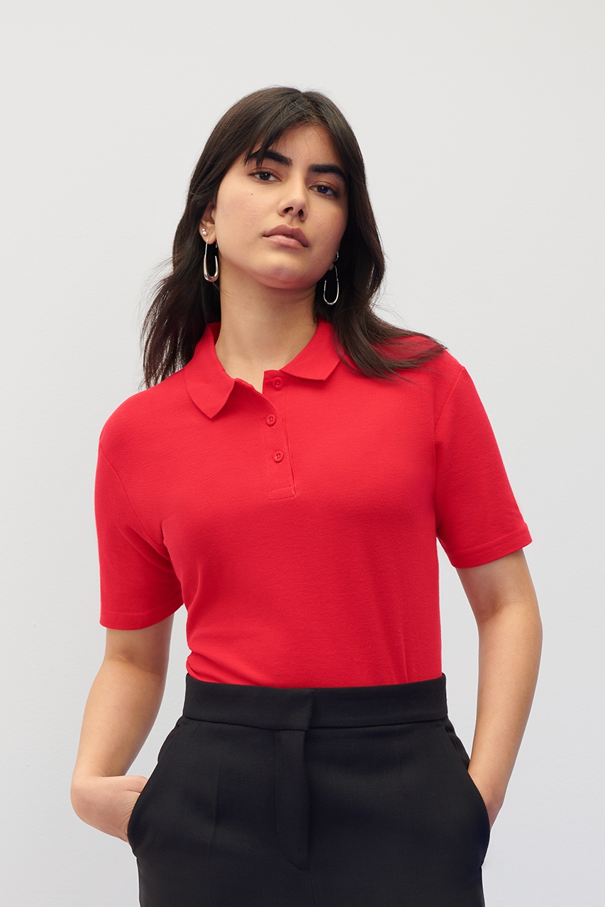 SOFTSTYLE® LADIES' DOUBLE PIQUÉ POLO WITH 3 COLOUR-MATCHED BUTTONS