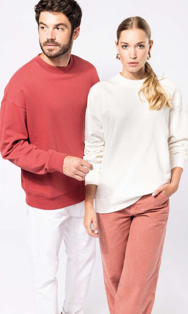 UNISEX OVERSIZED ECO-FRIENDLY CREW NECK SWEATSHIRT