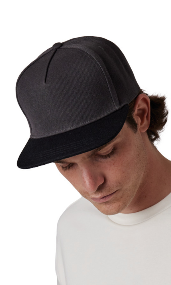 SNAPBACK CAP - 5 PANELS