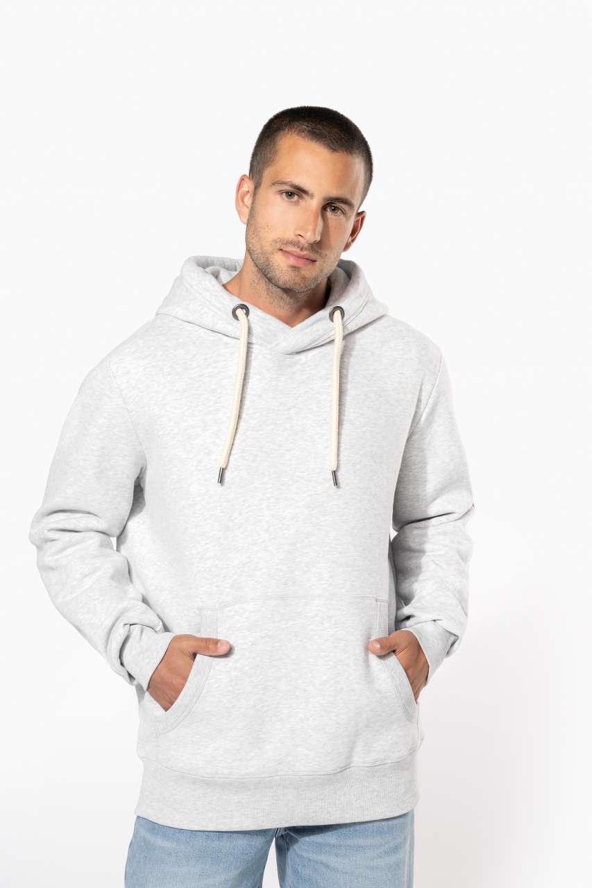 HOODED SWEATSHIRT