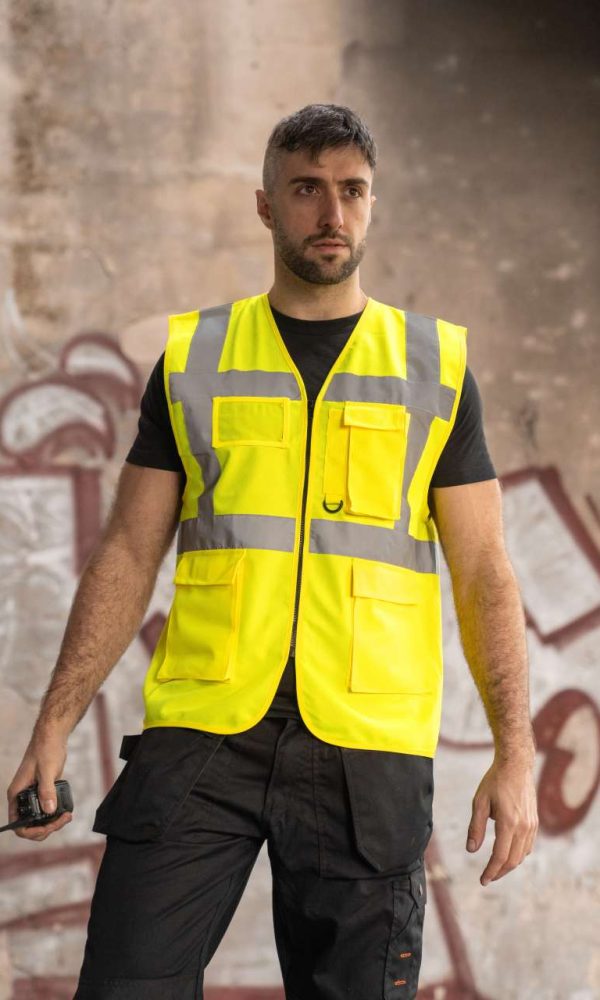 COMFORT EXECUTIVE SAFETY VEST "HAMBURG" - MULTIFUNCTIONAL WITH POCKETS