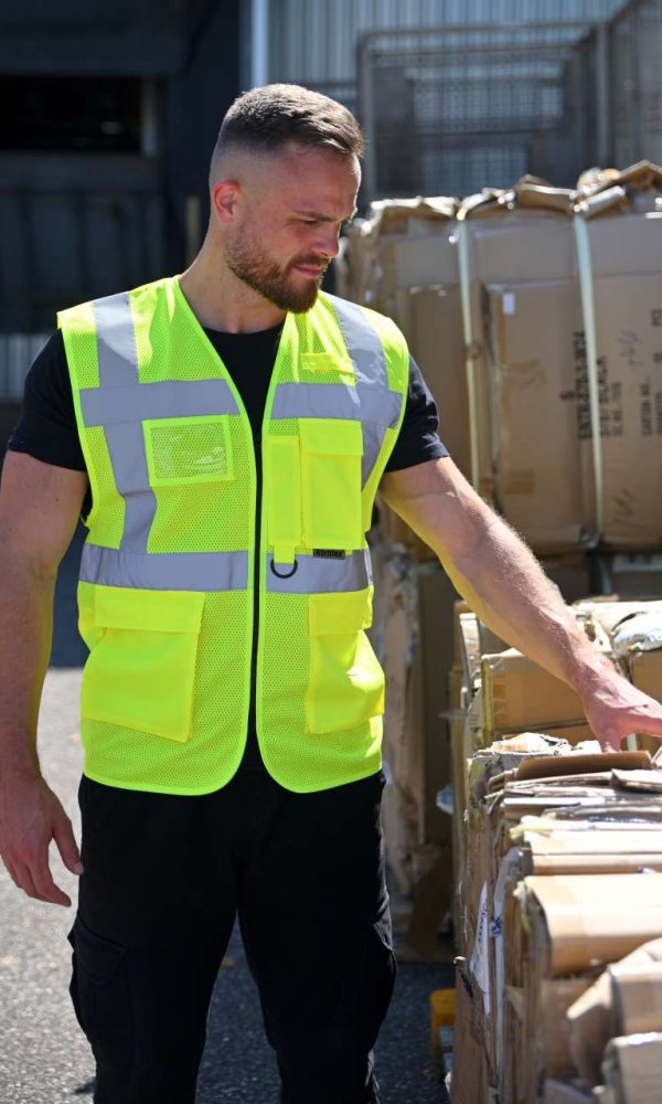 MESH EXECUTIVE VEST "LARISA"