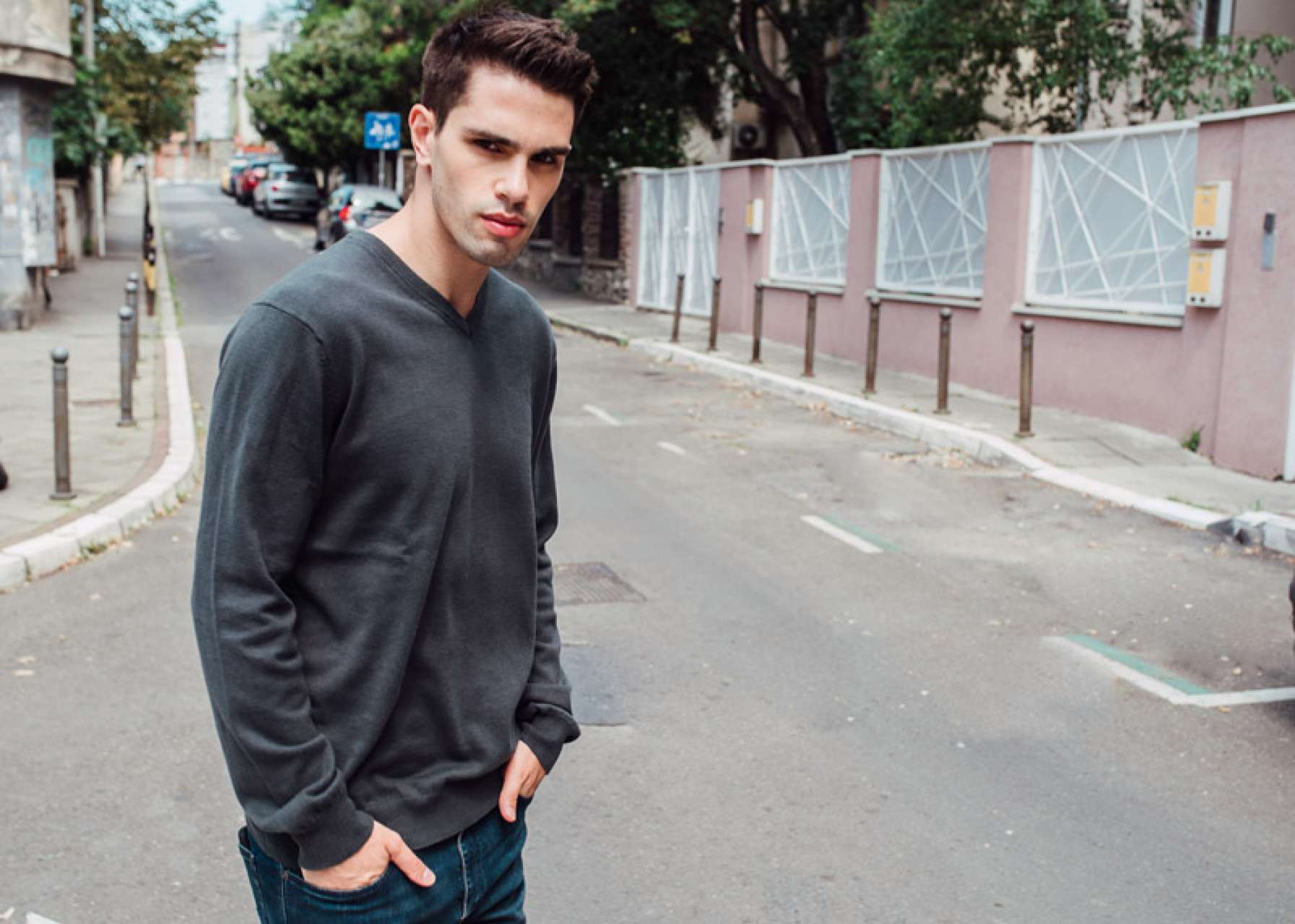 MEN’S V-NECK FINE GAUGE COTTON PULLOVER - Slika 7