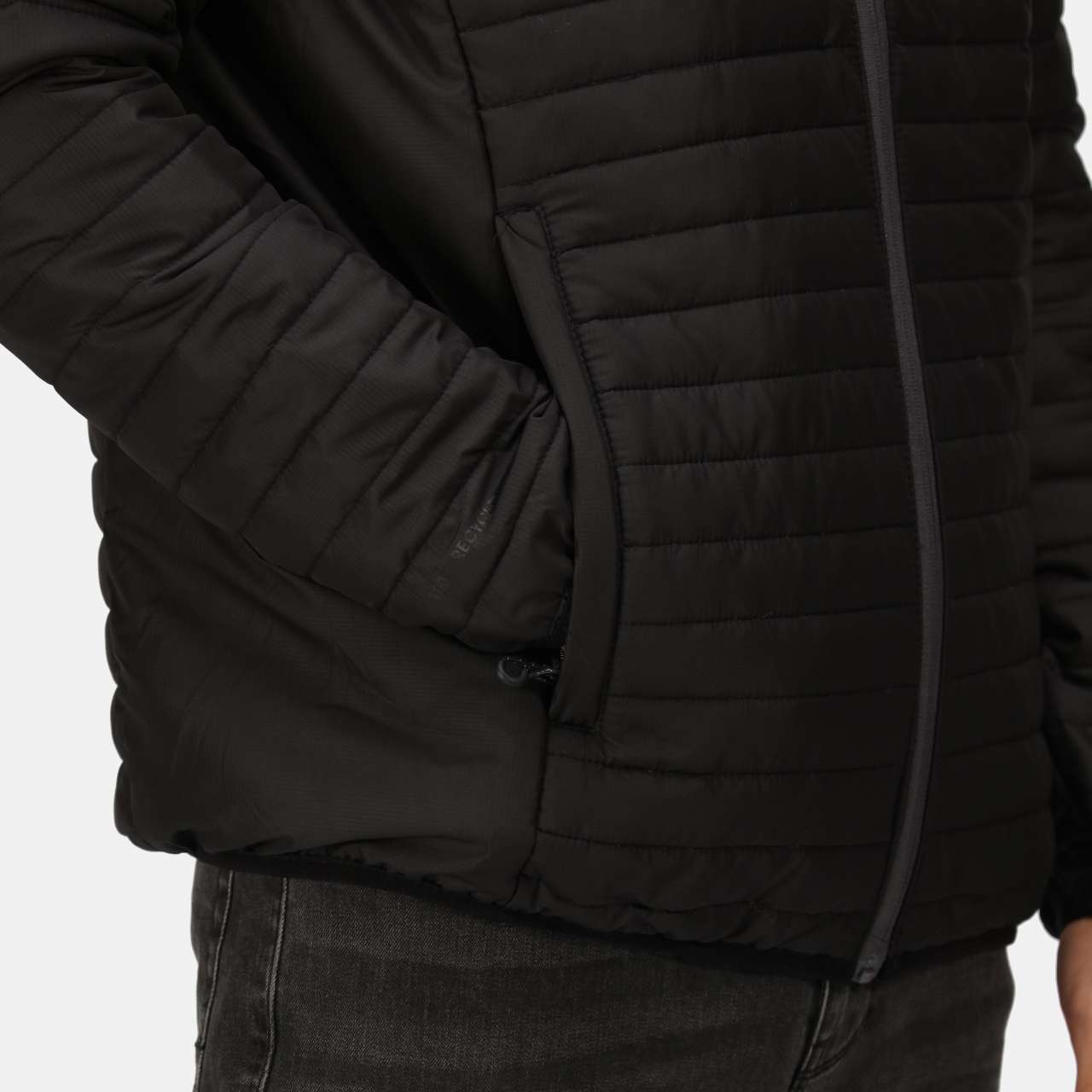 HONESTLY MADE RECYCLED THERMAL HOODED JACKET - Slika 5