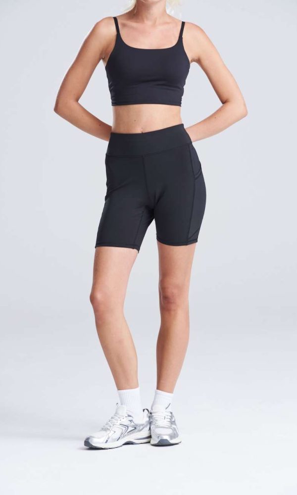 WOMEN'S RECYCLED TECH SHORTS